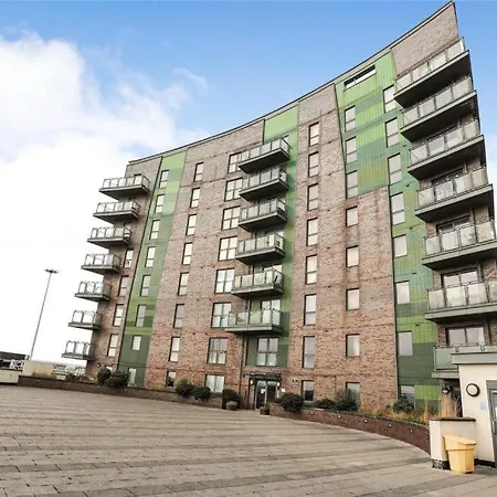 Chic Apartment, Free Parking, Balcony Leeds (West Yorkshire)